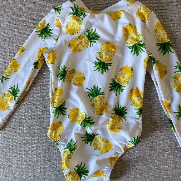 Long-sleeve zip Pineapple Rashguard Swimsuit - Picture 2 of 4